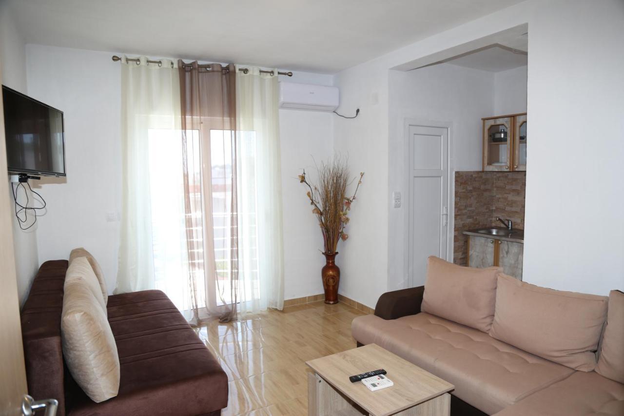 Armini Apartment